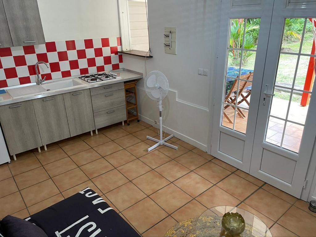 Residence Les Palmiers لا ترينيت المظهر الخارجي الصورة